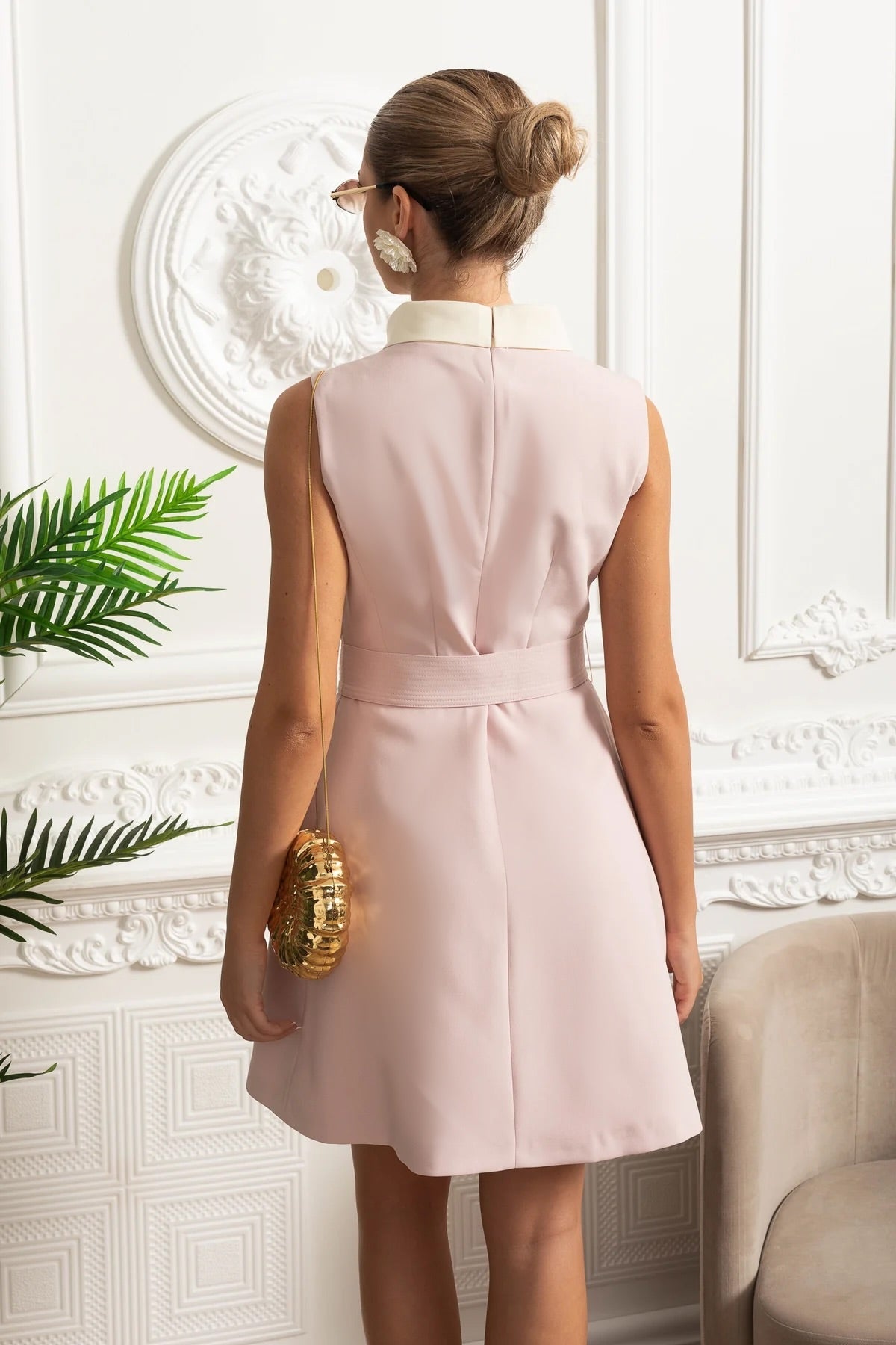 Dámské růžové šaty s mašlí