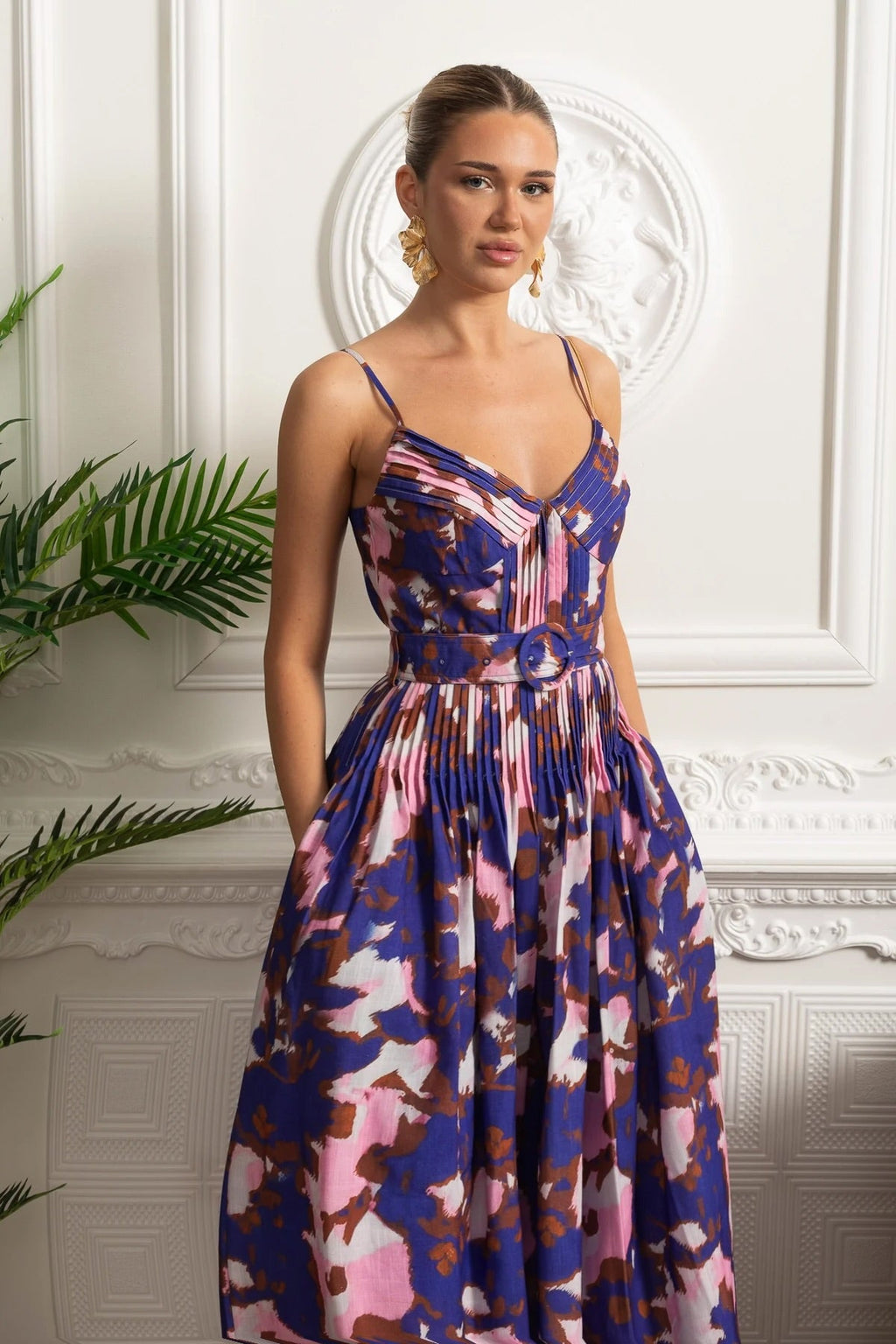 Dámské plisované midi šaty fialové