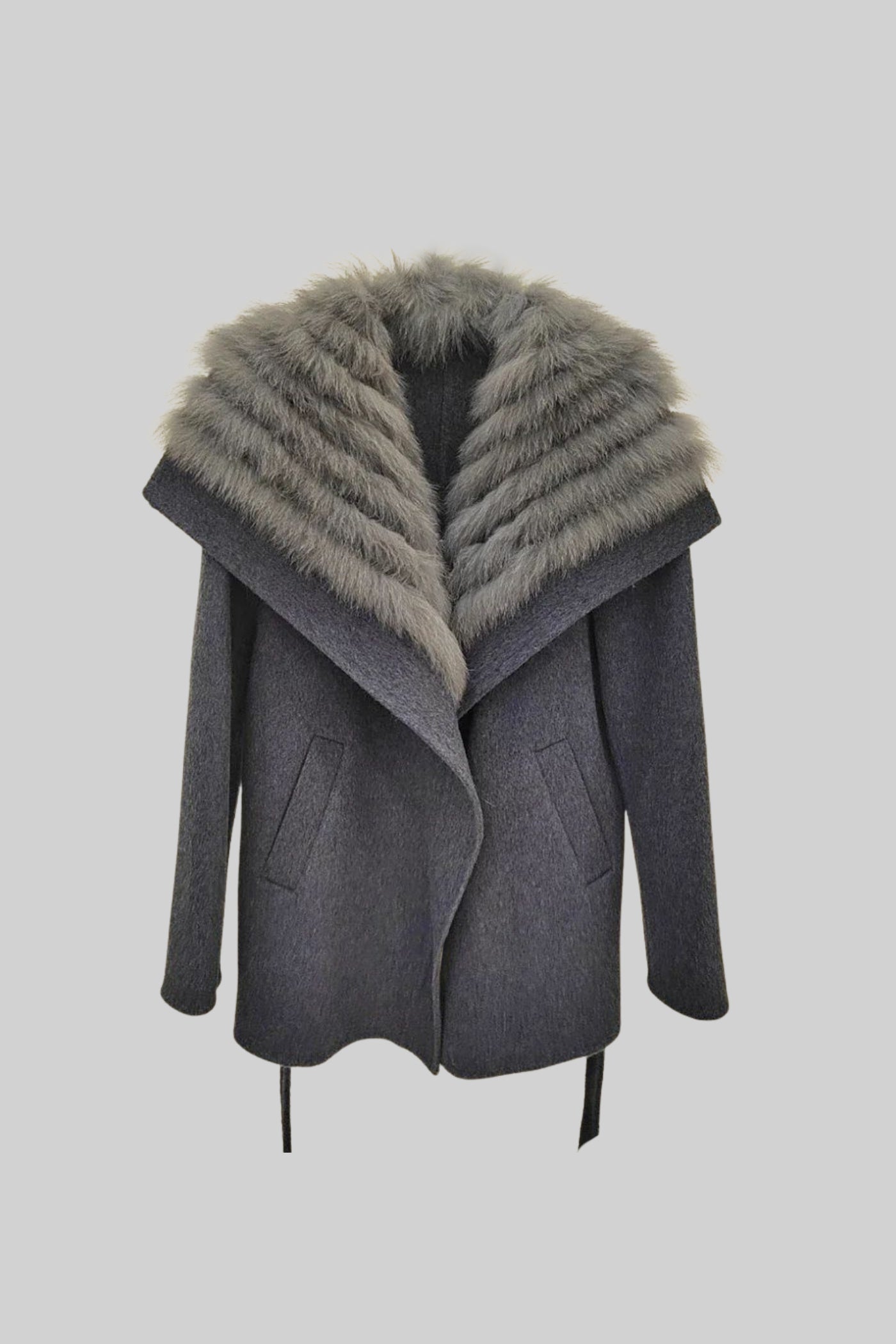 Dámský kabát s kožešinou