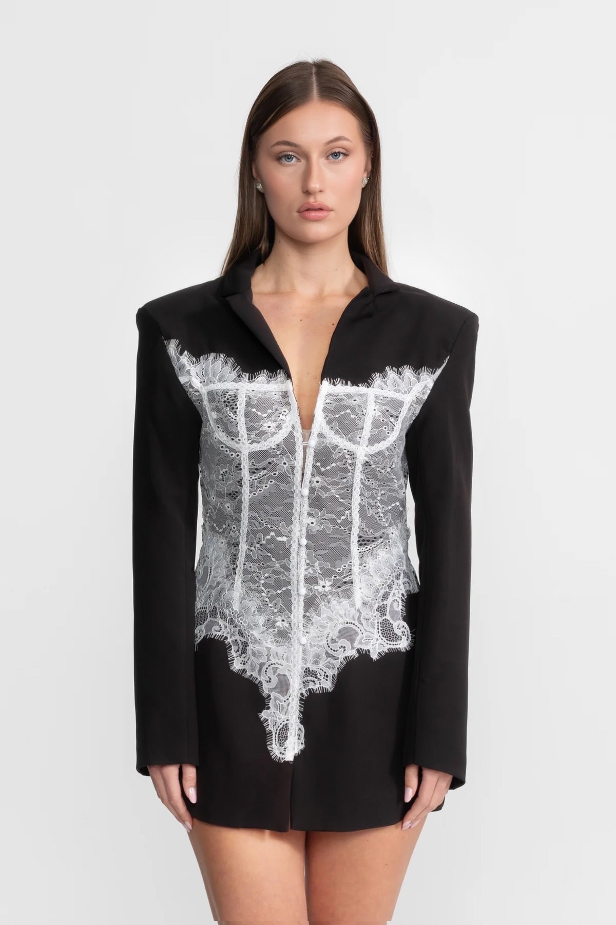 Dámské korzetové šaty s výstřihem