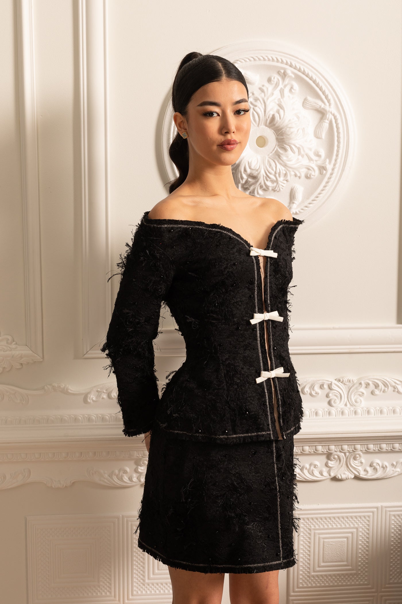 Dámský top bez ramínek s mašlemi