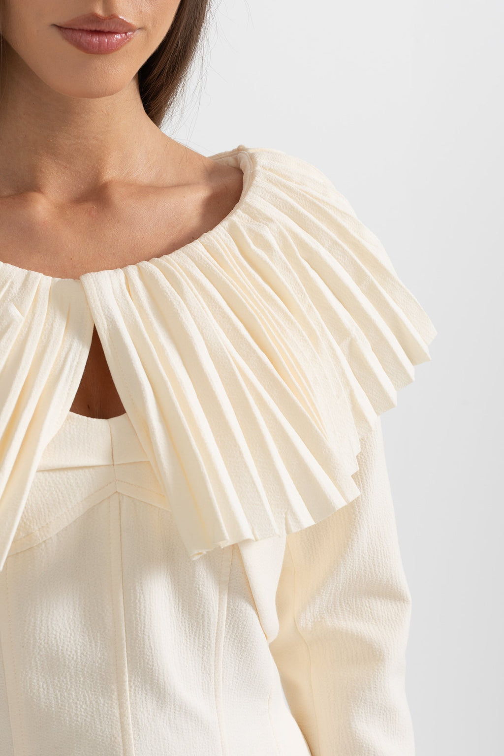 Dámské šaty s límcem Ivoire