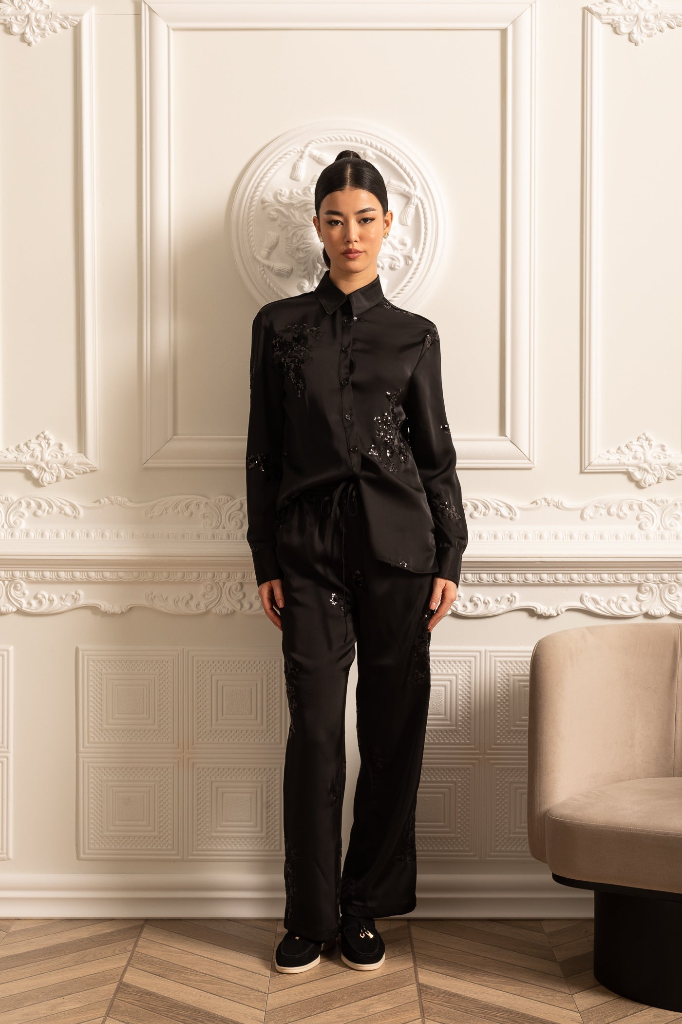 Dámský saténový set s flitry