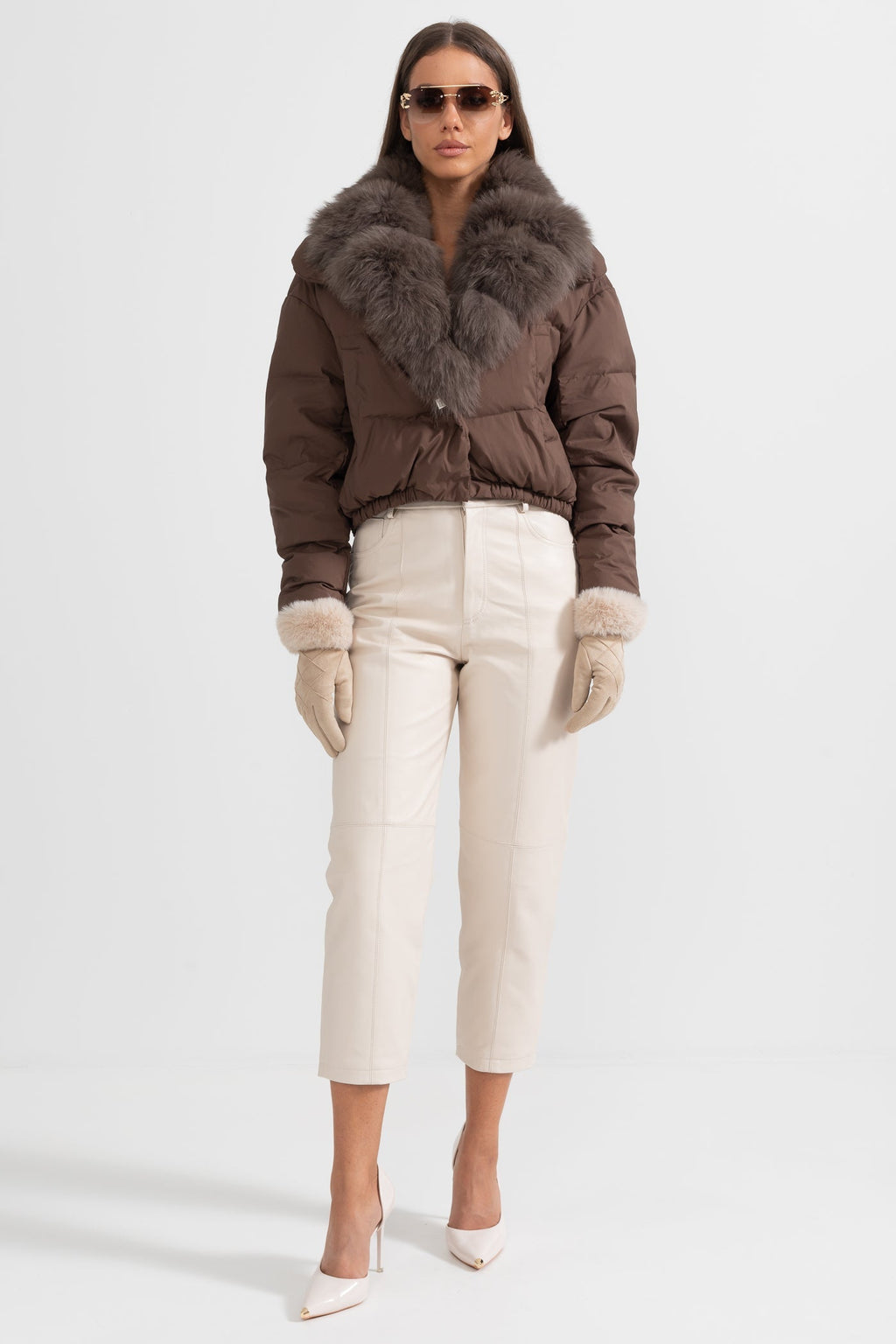 Dámská hnědá bunda s kapucí