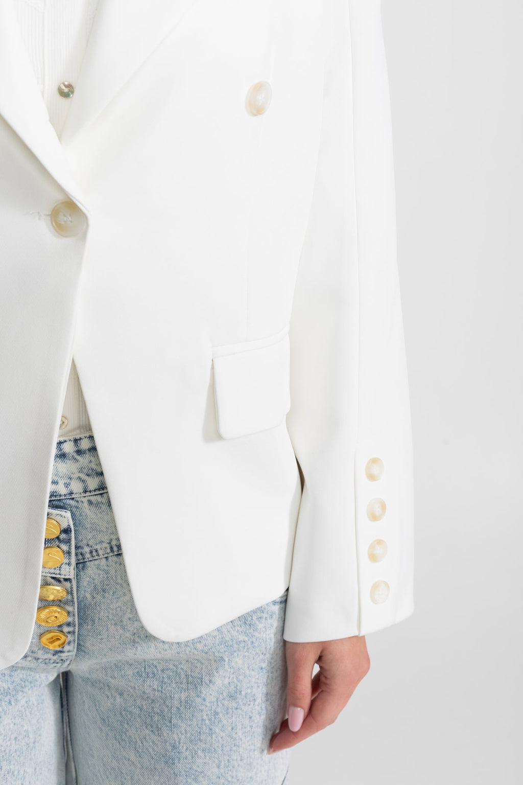 Dámský bílý blazer