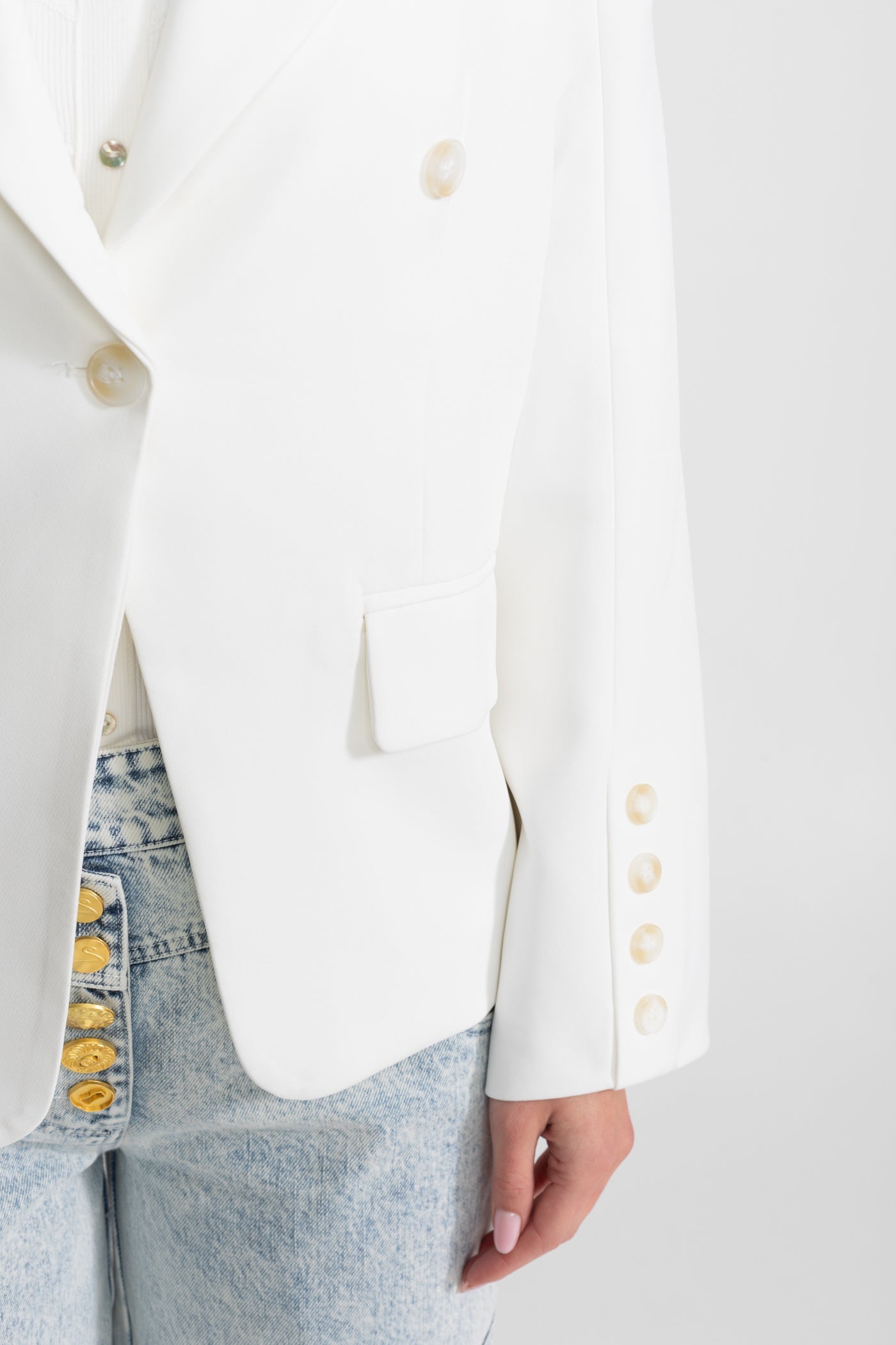 Dámský bílý blazer