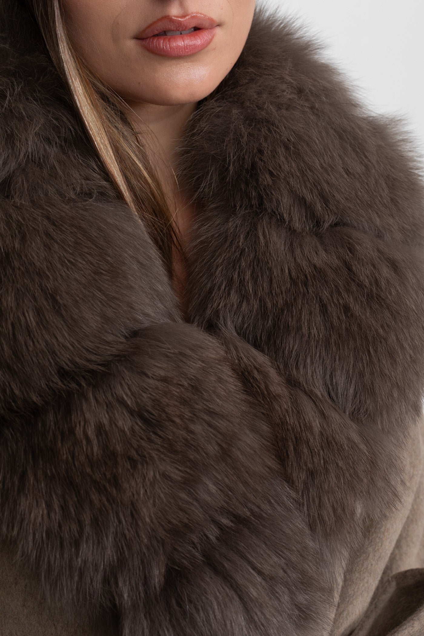 Dámský plášť s liškou – Khaki