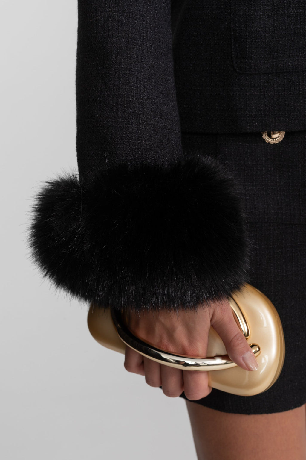 Dámský blazer s kožešinou