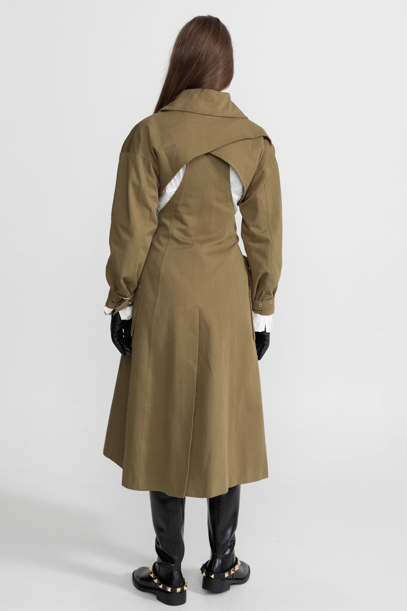 Dámský trenčkot s kapsami