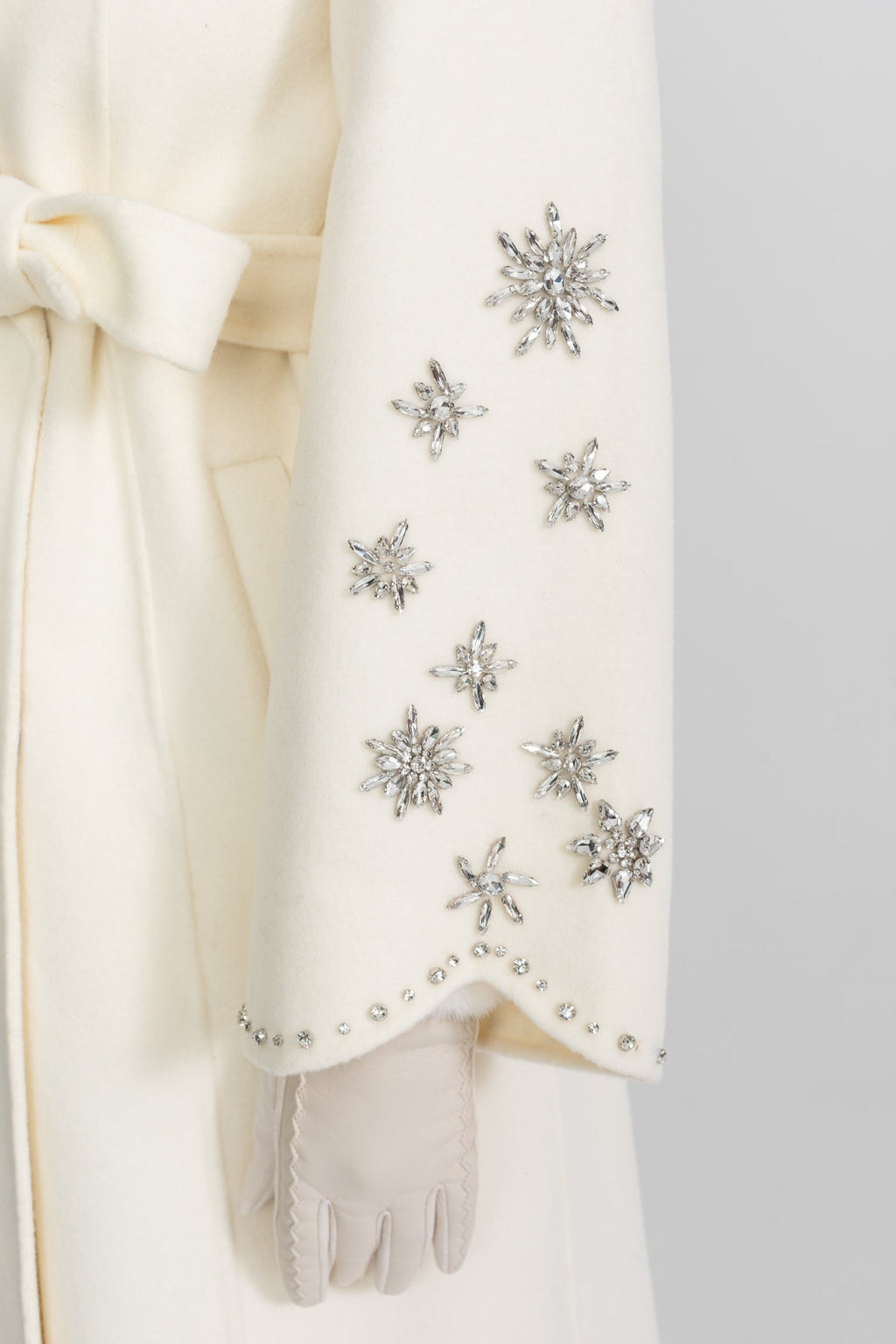 Dámský kabát s fox límcem